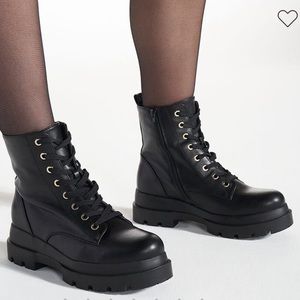 NWOT - Lined Combat Boots with Lug Sole